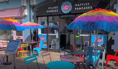 Rainbows Parlour