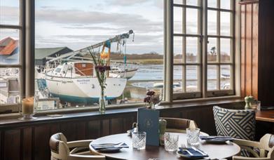 The Crown & Anchor, Dell Quay