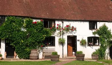 The Three Horseshoes, Elstead